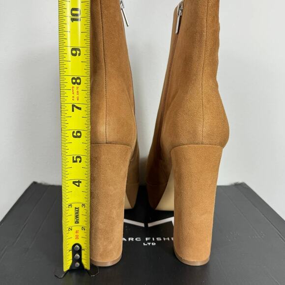 New Marc Fisher LTD Caled Suede Platform Booties Medium Natural Women's Size 10 - Picture 9 of 10